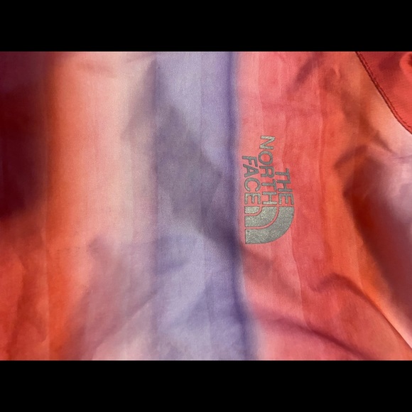 Pink north face rain jacket - Picture 3 of 5